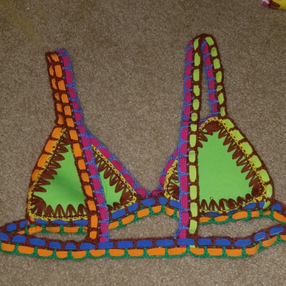 Kini - Picture 4 of 4